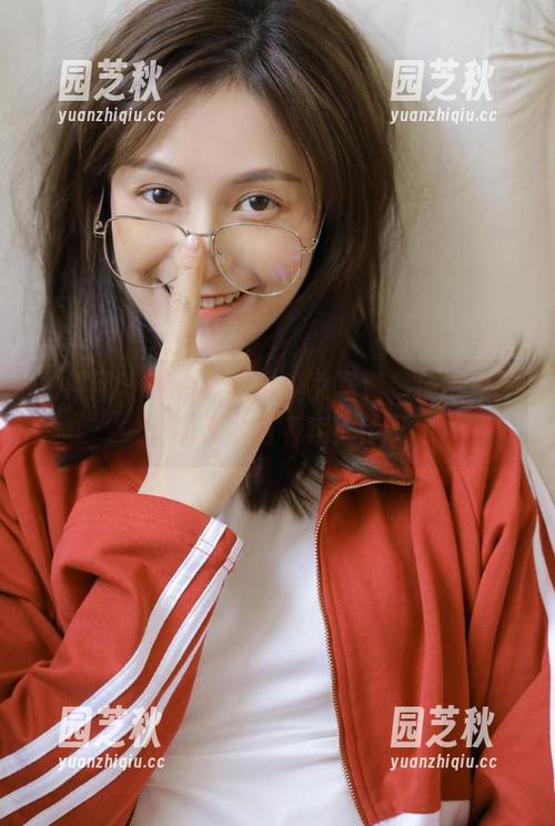 尤果网 - 观看乔依琳少女写真，捕捉每一个动人的青春瞬间.txt