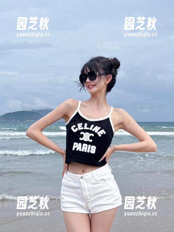 尤果网 - 周于希泳衣写真合集，无圣光点亮夏日海滩的梦幻与热情.txt