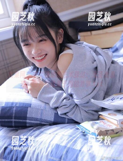 尤果网 - 安柔海边的艺术探讨：无圣光表现，图片呈现属于海的故事.txt