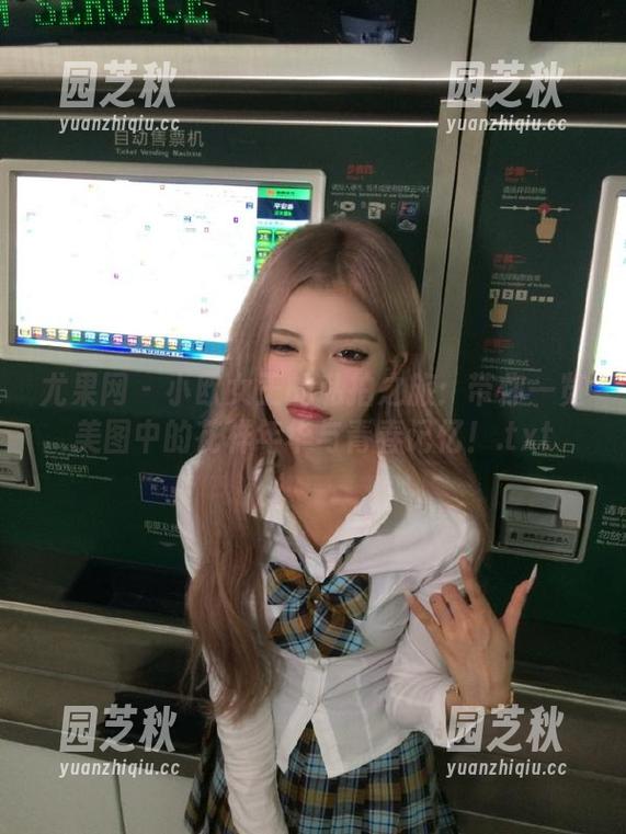 尤果网 - 小欧女王的私拍之旅：带你一览美图中的花样年华与青春记忆！.txt