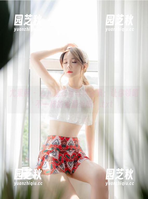 尤果网 - 心儿连衣裙写真合集：让你领略不一样的资源美感！.txt