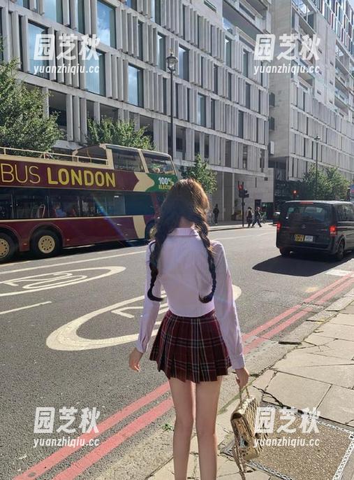 尤果网 - 体操服里的李思宁：最新原图呈现“拼搏”与“迷人”的碰撞.txt