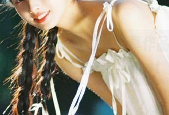 尤蜜荟 – 发现周于希瑜伽写真作品，免费分享她的灵动与优雅.txt
