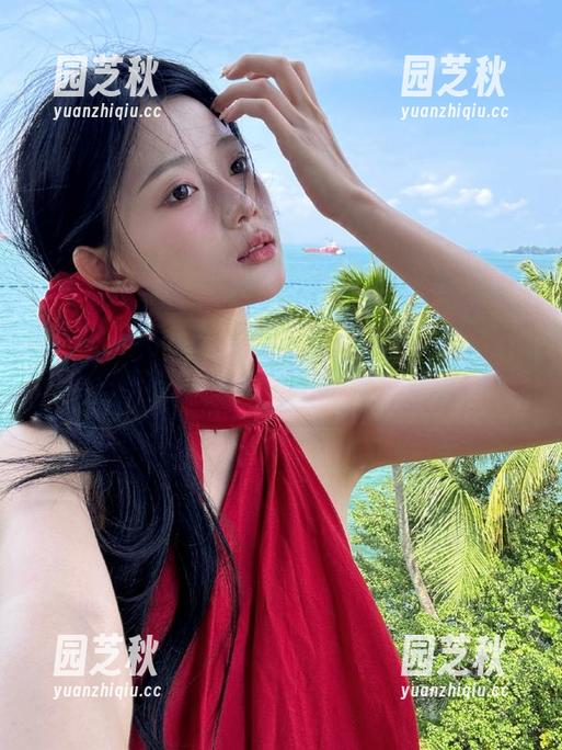 尤蜜荟 - 小海臀Rean带你游历教室：全套写真集尽显独特风格.txt