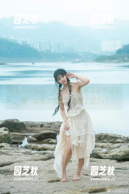 巫女风潮来袭，岛田云溪最新写真作品套图，邀你共赏艺术魅力之旅.txt