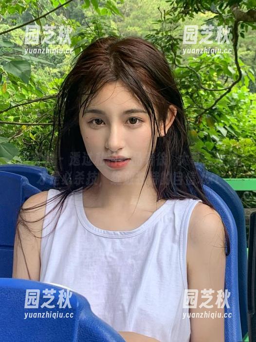 微密圈 - 透过私拍作品看徐珺大哥：性感才是必杀技，绽放独特的自信.txt