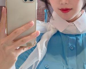探索抖娘利世图书馆事件中的美图：每一张写真背后都藏着动人的故事与情感.txt