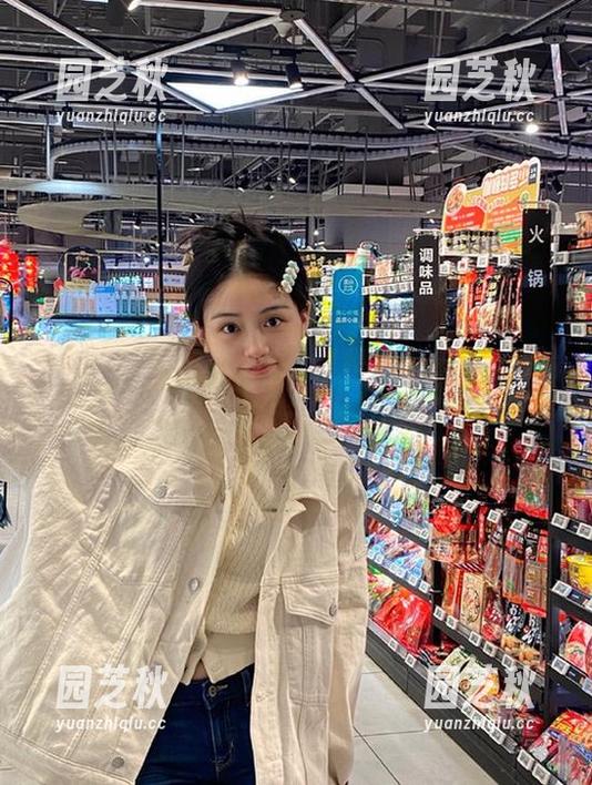 推女神 - 精选Kiren_程程程泳装写真图片合集，免费分享给追求美的你！.txt