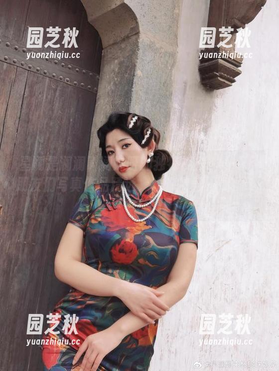 星澜是澜澜叫澜妹呀的独特视角：哥哥的朋友们写真作品精选，让你欲罢不能！.txt