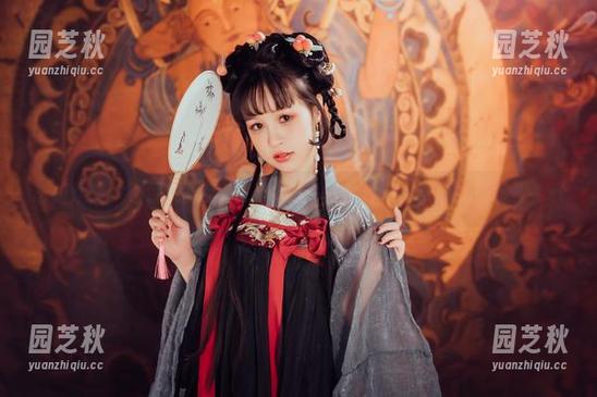 忘却烦恼，在线浏览晕崽Zz女神写真图片，尽享心灵盛宴！.txt