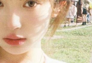 果团网 – 酸酱兔长腿高清写真合集，释放你的审美，品味不凡之美.txt