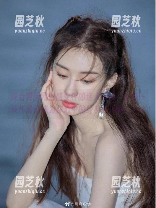 观看果团网性感女神的迷人合集，让每一帧作品都成为你心中的经典与珍藏！.txt