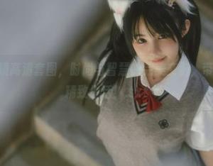 桜井宁宁眼镜高清套图，时尚与智慧的完美交融，带你走进她的精致生活！.txt