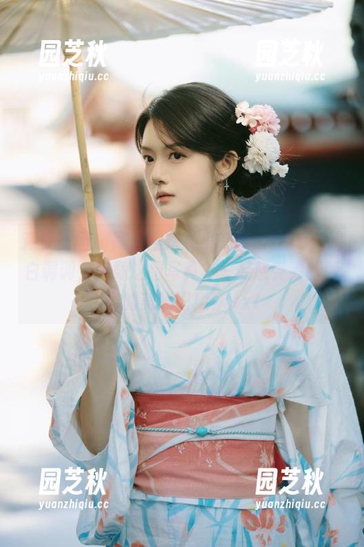 森萝财团 - 高清细腻《小奶糕Milky：纯白调调，下载这组写真，一起感受清新脱俗的美感吧！》.txt