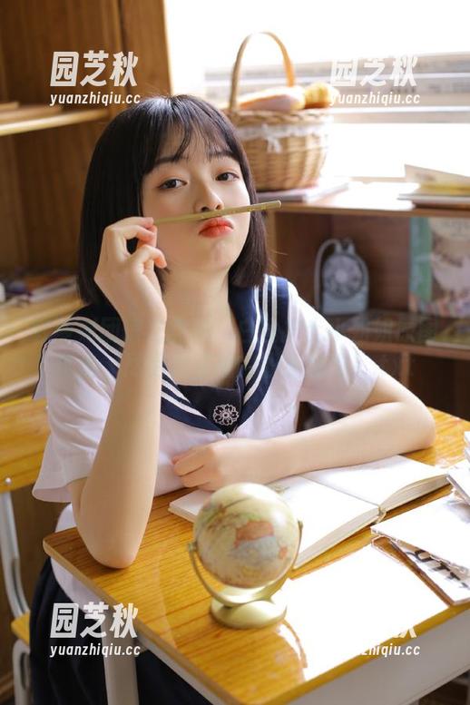 森萝财团惊艳登场：白丝护士小姐姐原图精选，尽情欣赏她的职业魅力！.txt