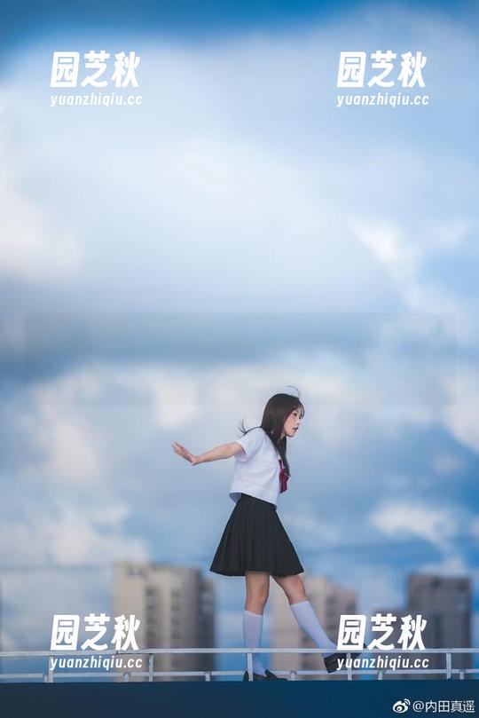 模范学院 - 在线写真专场，SiByl李思宁女孩的优雅气质征服每一个镜头！.txt