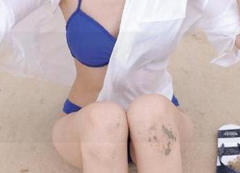 模范学院 – 快来下载柳侑绮Sevenbaby的美脚写真集，感受‘脚’本的魅力与幽默！.txt