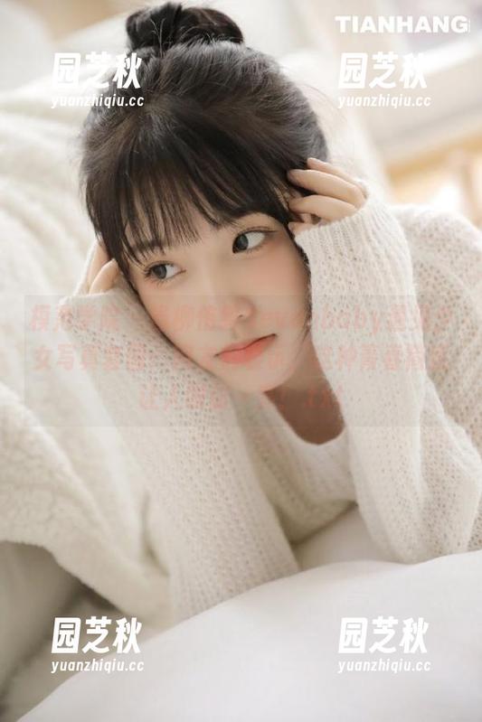 模范学院 - 当柳侑绮Sevenbaby遇见少女写真套图：网友们表示，这种青春简直让人眼前一亮！.txt