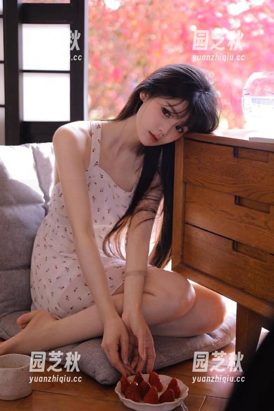解锁泥泥汝泳池写真中的隐藏cos资源，别样风情尽收眼底！.txt