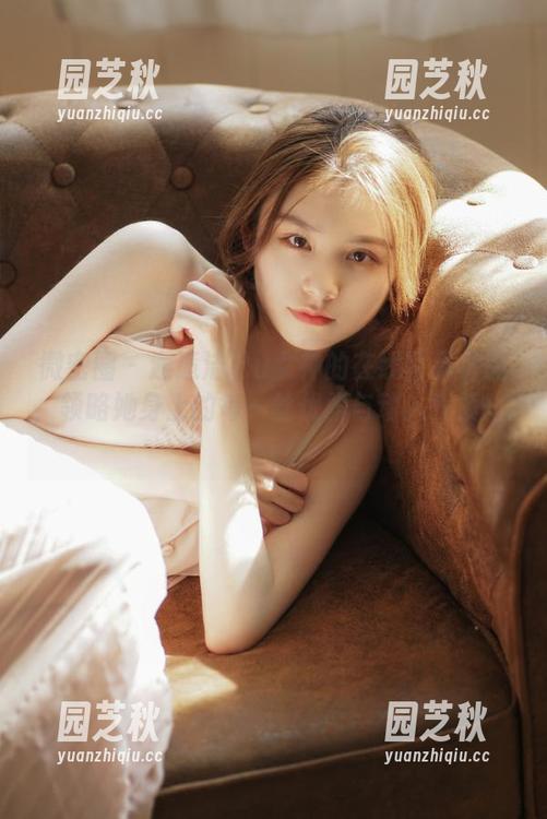 微密圈 - 邂逅洁己u女神的在线写真作品，领略她身上的每一丝优雅与动人气质！.txt