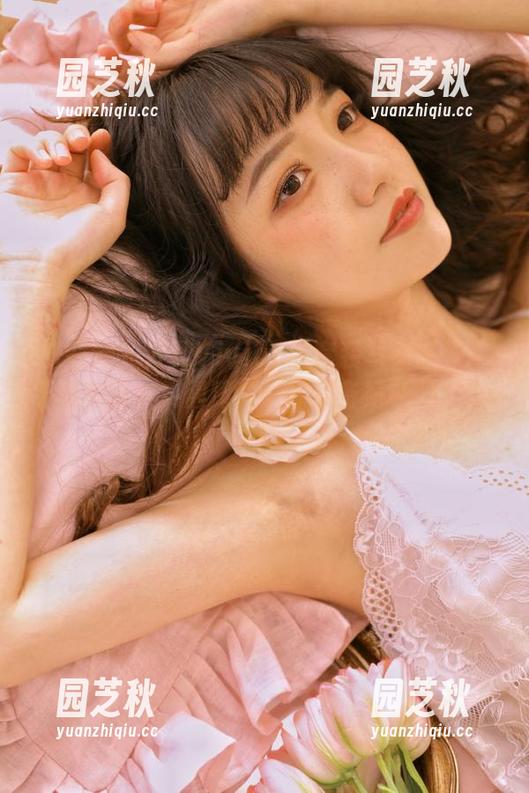 爱蜜社 - 妤薇Vivian的套装写真全集：穿得美丽，笑得肆意！你准备好了吗？.txt