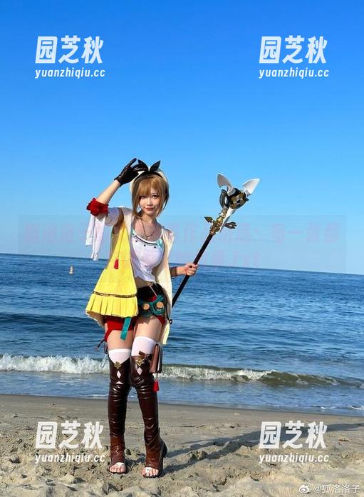 狐洛洛子的女友写真作品精选：每一张都在诉说爱的故事.txt