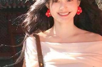 不容错过的视觉体验，白莉爱吃巧克力最新写真集“安琪拉”呈现出唯美与灵魂的完美融合。.txt