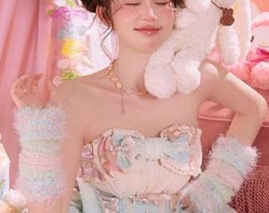 白露Bululu学姐用无圣光写真记录生活点滴，感受每一幅图片的故事.txt