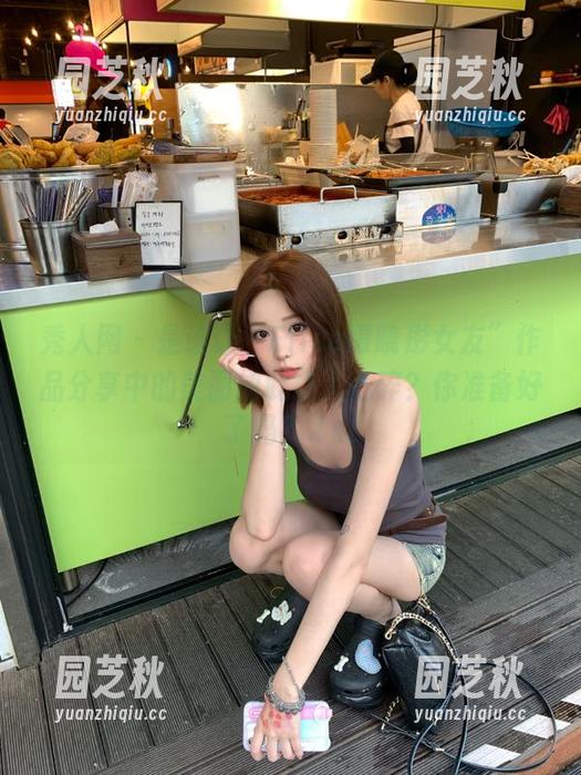 秀人网 - 是谁让“Elise谭晓彤女友”作品分享中的美丽如此让人心碎？你准备好了吗？.txt