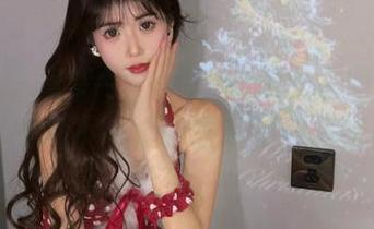 秀人网 – 何梦兮Stacy的职业装图包精选，让你领略不一样的职场时尚风情！.txt