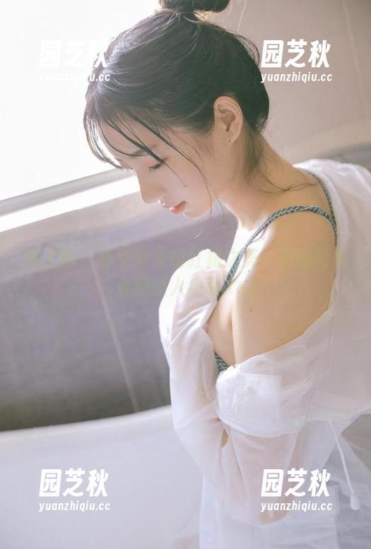 秀人网 - 感受俞漫的红裙之美：精选图集资源让人心动.txt
