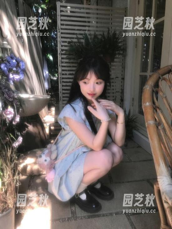 秀人网 - 高清分享南乔的纯白艺术之作，让每一张照片都讲述一个动人的故事.txt