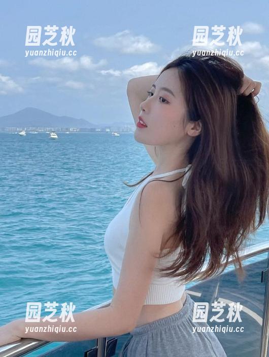 秀人网 - 细腻温柔的JK写真图集，尽在史雨姐姐的精彩演绎中.txt