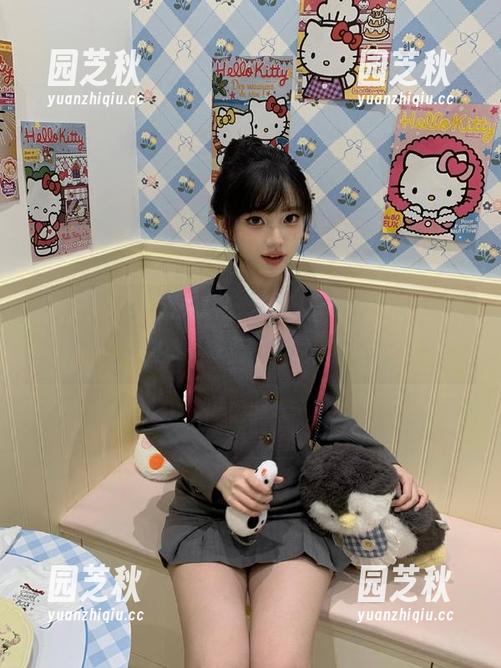 秀人网 - 周于希Sally无圣光美图呈现：丝袜美臀图集，释放你的视觉享受.txt