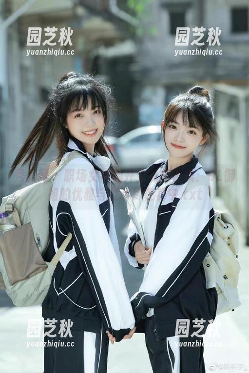 秀人网 - 职场女神周井空私拍合集：OL御姐的优雅与灵动尽在其中.txt