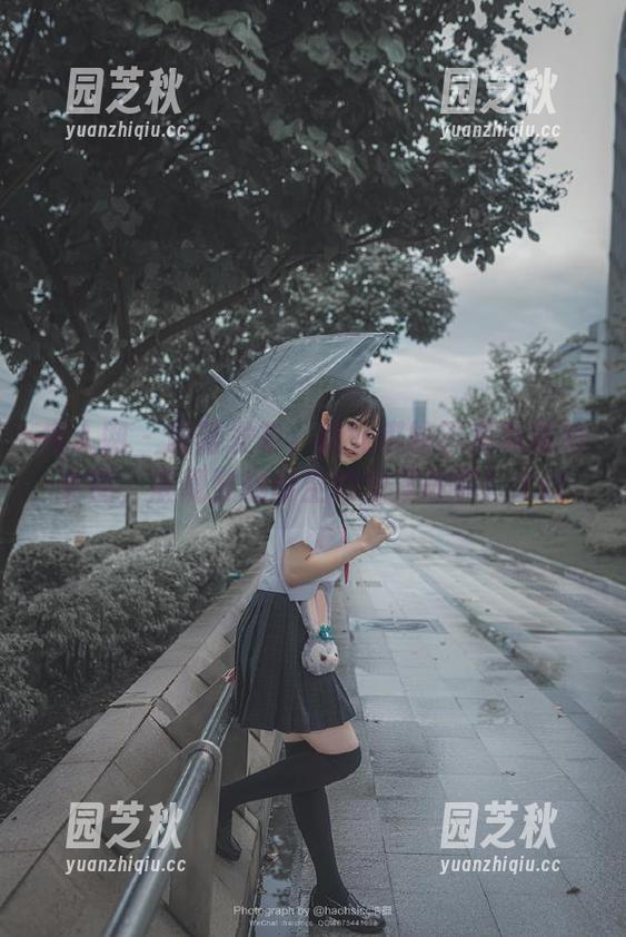秀人网 - 最新发布：唐安琪的巴厘岛旅拍套图，展现穿越时空的浪漫故事！.txt