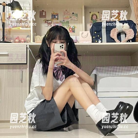 秀人网 - 现代视角下的经典传承，外科TEL私拍作品《和服》展现独特的时光旅行体验.txt