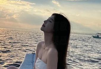秀人网 – 在线获取小嘉敏吊带写真合集，探索她的时尚与灵感之旅！.txt