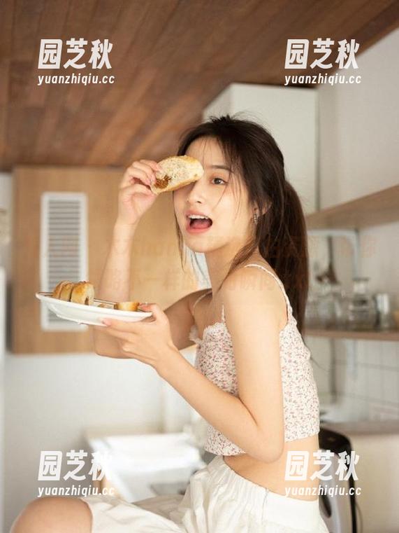 秀人网 - 木木hanna精选自拍资源，带你领略不一样的美丽瞬间.txt