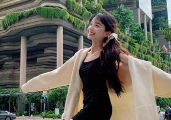 秀人网 – 大胆揭示江淑影river美脚的私房图包，静静品味细腻与优雅.txt