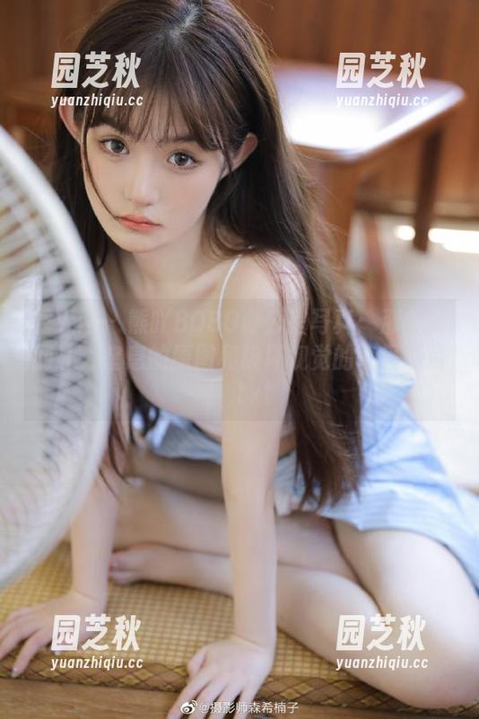 秀人网 - 熊吖BOBO办公室写真：那些美到让人窒息的原图和破坏视觉的奇怪图片！.txt