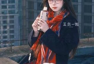 秀人网 – 王俪丁小宝贝吊带写真套图，展现柔美与优雅的完美合集！.txt