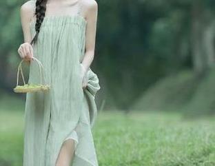秀人网 – 王紫琳私拍女仆套图，感受她独特魅力的每一帧.txt
