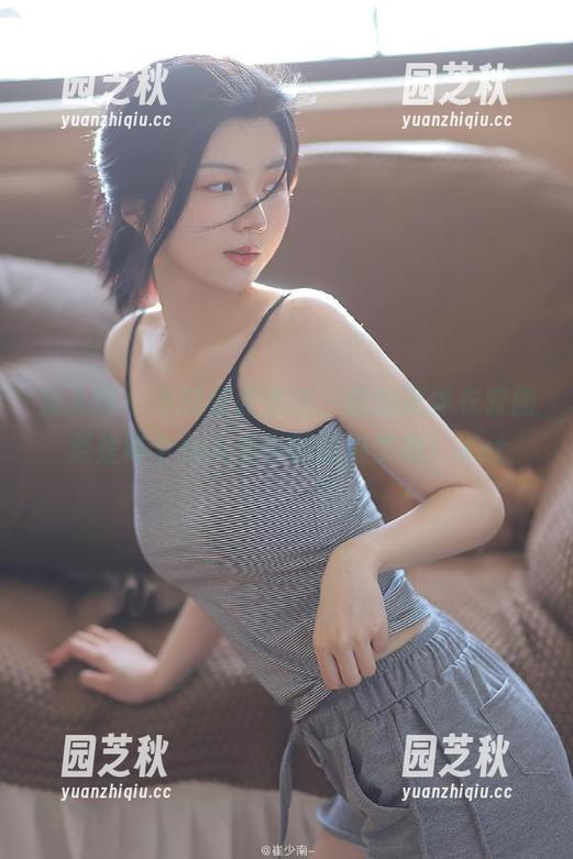 秀人网 - 不仅仅是最新，璀灿连体衣套图更是每个女人心中的时尚梦想！.txt