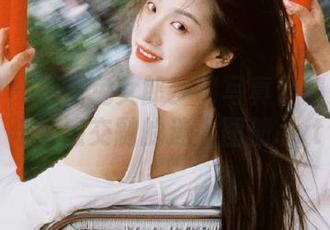 秀人网 – 筱慧兔女郎梦幻写真合集：浪漫与性感交融的迷人图册.txt