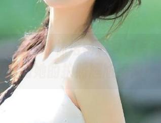 秀人网 – 跟着舒林培畅游夏日写真图库，看看我和她的拍照尴尬瞬间！.txt
