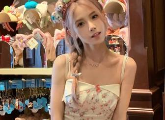 秀人网 – 请欣赏苏曼兮无圣光粉色写真合集，感受她的独特魅力与柔美风情.txt