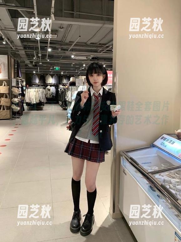 秀人网 - 不一样的韩静安高跟鞋全套图片，超越平凡，魅力与优雅并存的艺术之作！.txt