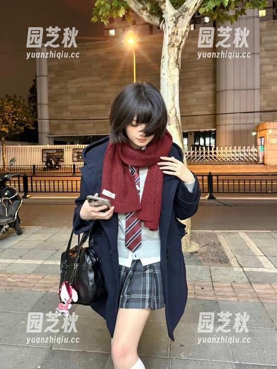 秀人网 - 让黎秋秋的圣诞套图、合集点亮你的节日，笑声响彻整个冬季！.txt