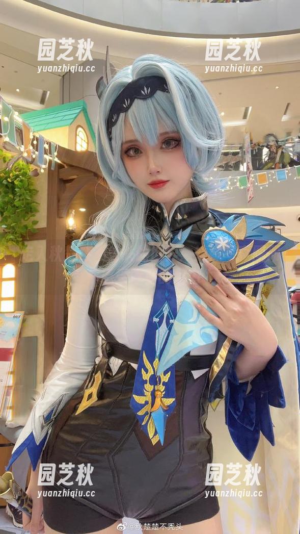 走入秋楚楚不秃头的世界：妹妹写真图册带你感受青春的魅力.txt